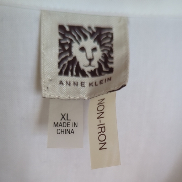 Anne Klein Classic White Button-Down Shirt - Picture 5 of 8